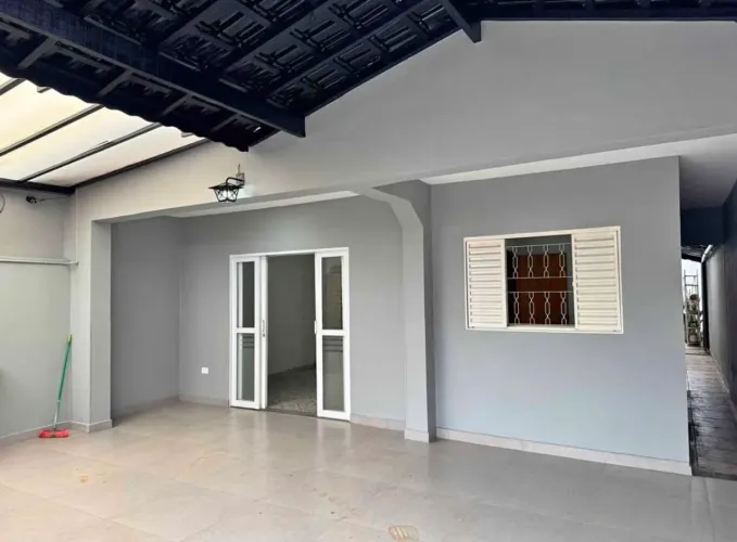 Vendo casa em Goiabeiras