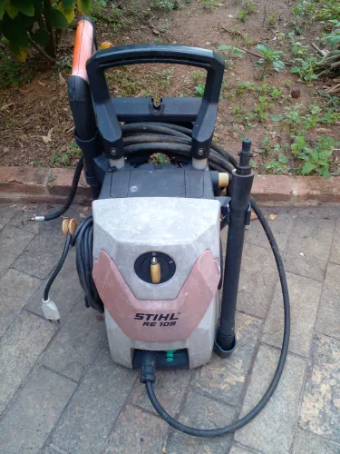 Máquina de lavar alta pressão vendo