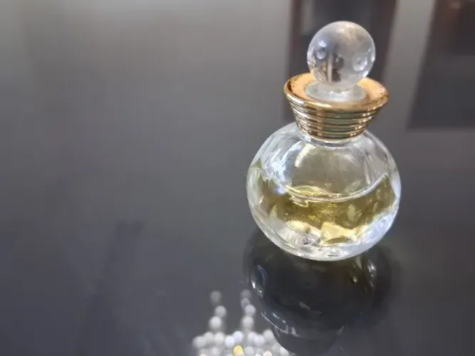 Miniatura vintage Dior