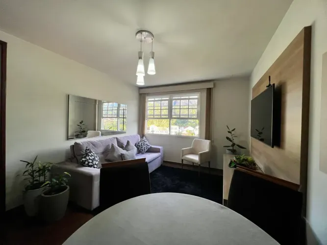 Apartamento com 03 quartos no Condomínio Unilabor - Nova Friburgo - RJ