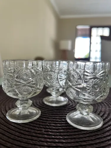 Conjunto com 6 mini taças