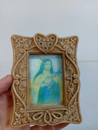 Mini Quadro Antigo Santa Teresinha Holográfico Resinado Mesa