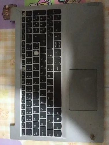 Vendo carcaça de Notebook.