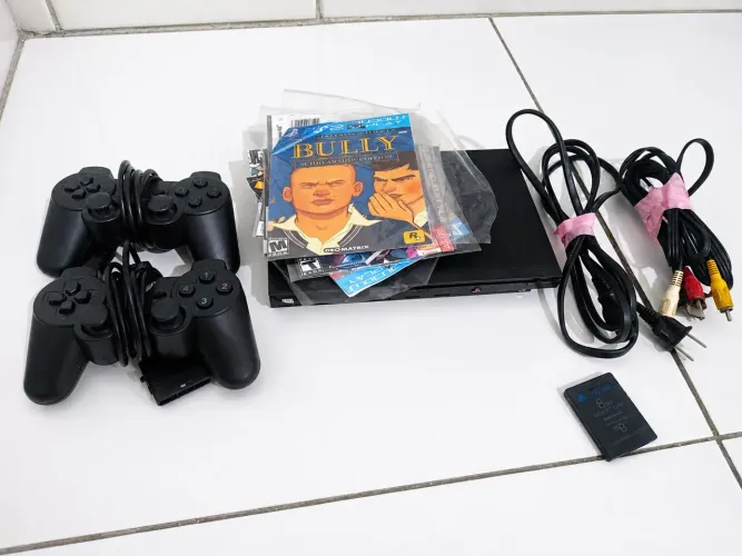 ACEITO TROCAS p2 Slim Completo! 2 controles, jogo, Memory Card e  todos os cabos inclusos!