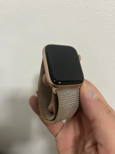 Apple Watch Séries 4 44 mm Rosa
