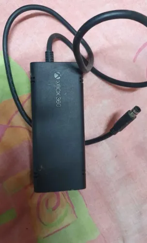 Vendo esta fonte de xbox 360 estado de Nova!