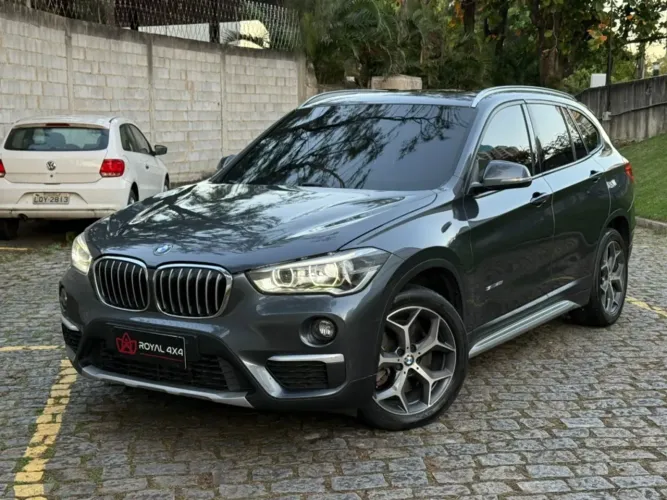 BMW X1 Sdrive 20I X-line 2.0 TB Active Flex 2018