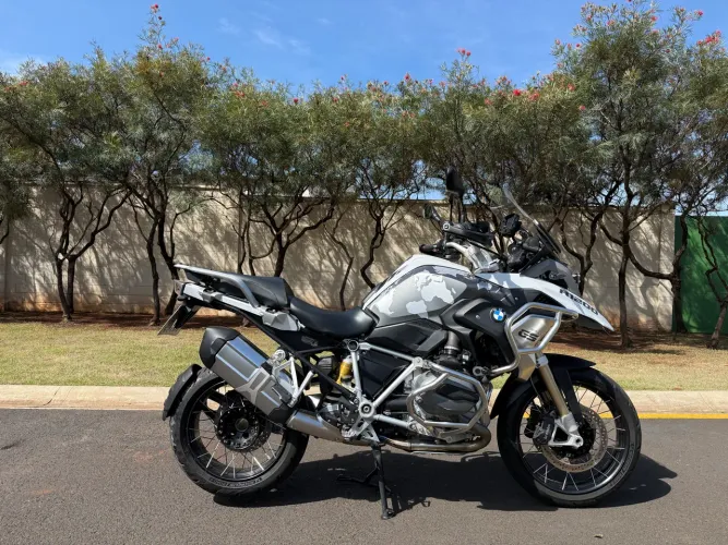 VENDO OU TROCO- BMW R 1200 GS 2018