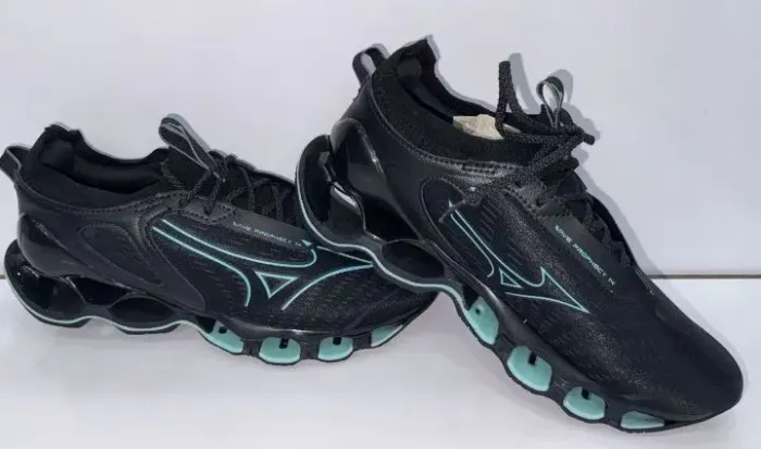 Mizuno Prophecy 14 