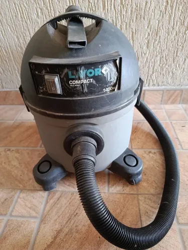Aspirador de pó e água