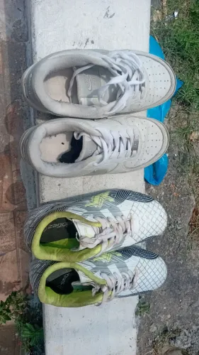 Vendo tênis e chuteira