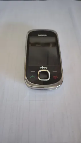 Celular vintage Nokia 7230