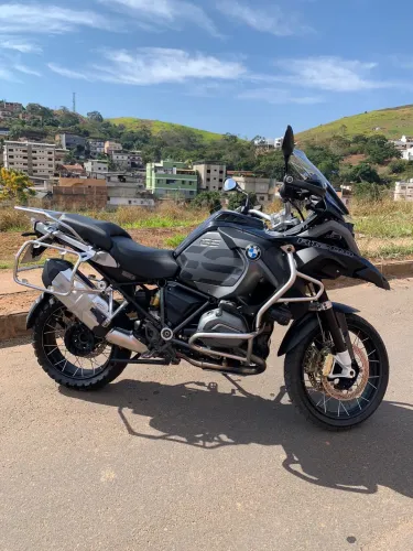 Bmw Adventure Triple Black