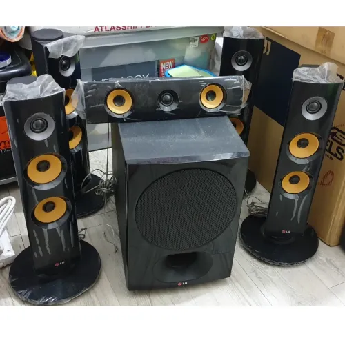 Home Theater LG com Blu-Ray 3D 1.000 W 5.1 Canais BH6340H