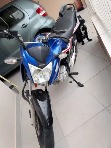 Vendo Titan 160 2019