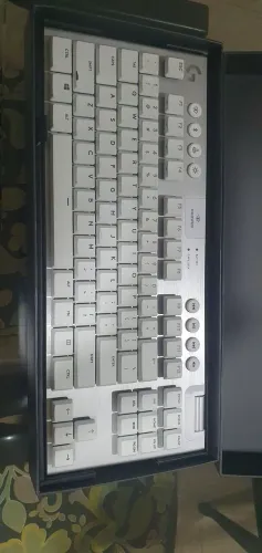Teclado Gamer sem Fio Usado Excelente