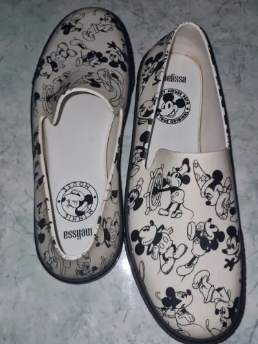 Tênis Disney com Melissa