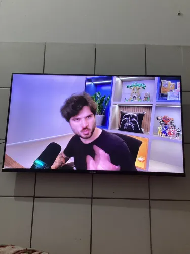 Smart tv AIWA pra vender hoje