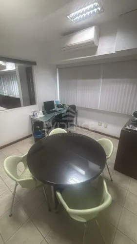 Excelente Conjunto de Salas Comerciais na Enseada do Suá