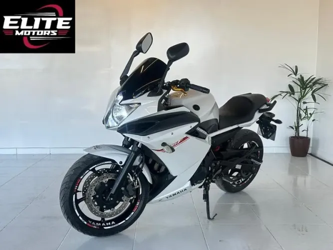 YAMAHA XJ6 F 2013