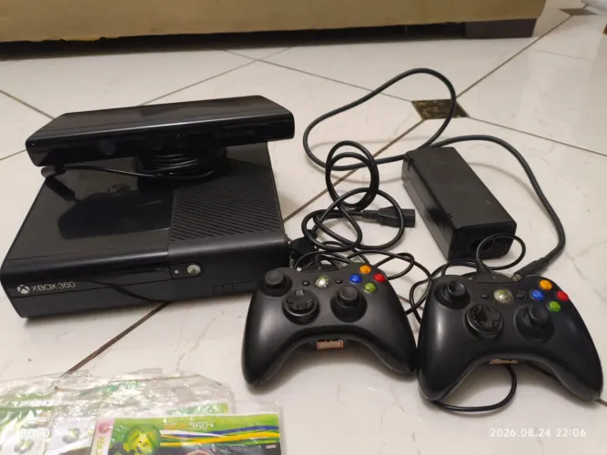 Xbox 360 super slim usado em boas condições aceito pc gamer em troca