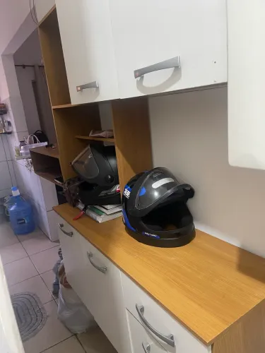 Armário de cozinha seminovo