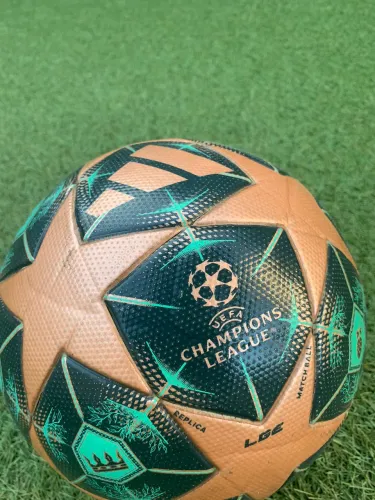 Bola Champions League Final Münich Oficial Adidas (Aceito ofertas entre 150R$ e 170R$