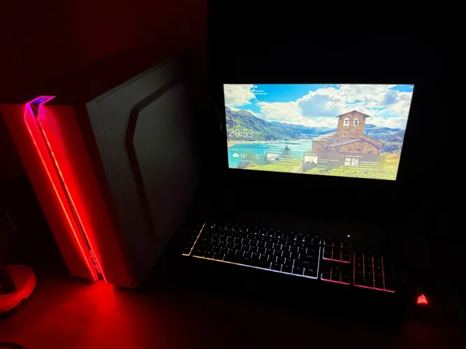 PC Gamer Completo RX 570 + 8GB RAM + SSD 120GB + Monitor LG + Kit Corsair