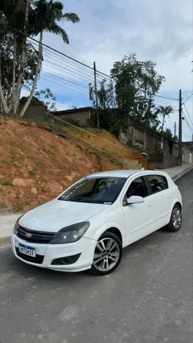 Chevrolet Vectra GT 2.0 MPFI 8V Flexpower Mec. 2011