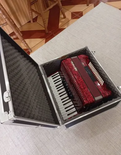 ACORDEON 80 BAIXOS