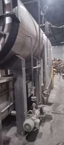 Vendo Caldeira a lenha de 2.5t 10 de pressão, com pre ar e ventilador de tiragem