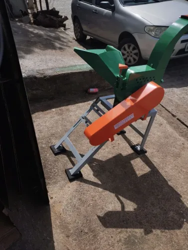 Máquina forrageira 3cv picotador