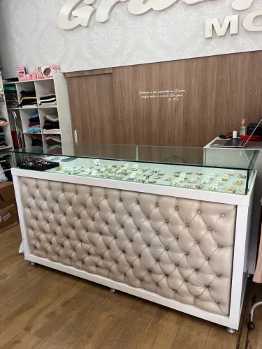 Balcão para loja + gaveta de caixa como brinde