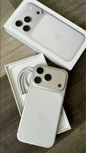 ? iPhone 17 Pro Max Branco 512GB - Impecável | Original Apple | Sem Detalhes