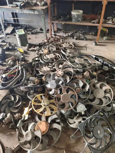 Vendo sucatas de ventoinhas, perfeito para quem recondiciona