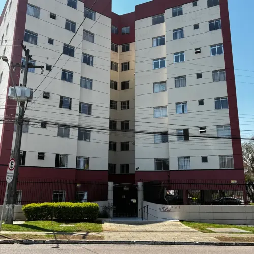 Imóvel para venda tem 60 metros quadrados com 3 quartos em Hauer - Curitiba - PR