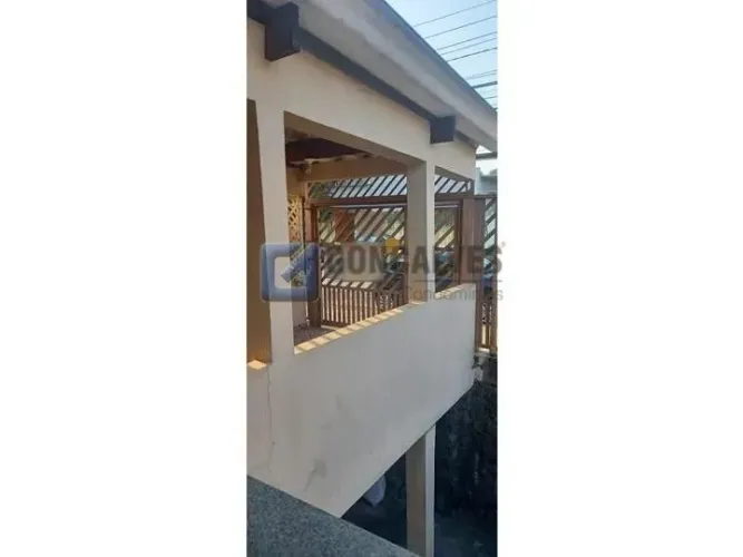 Casa à Venda em Nova Petrópolis, São Bernardo do Campo - 2 Quartos, 267 m² Internos
