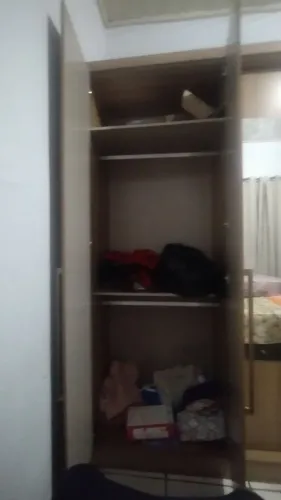 Guarda roupa casal 6 portas