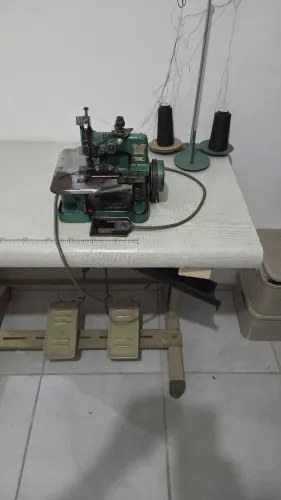 Maquina de costura 