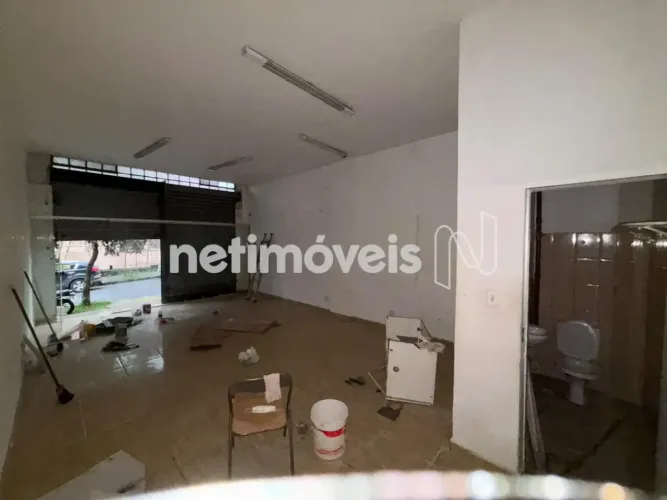 LOJA COM POTENCIAL DE EXPANSÃO EM LOCALIZAÇÃO ESTRATÉGICA NO BAIRRO FERNÃO DIAS