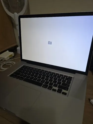 Macbook PRO A1297 17 Polegadas