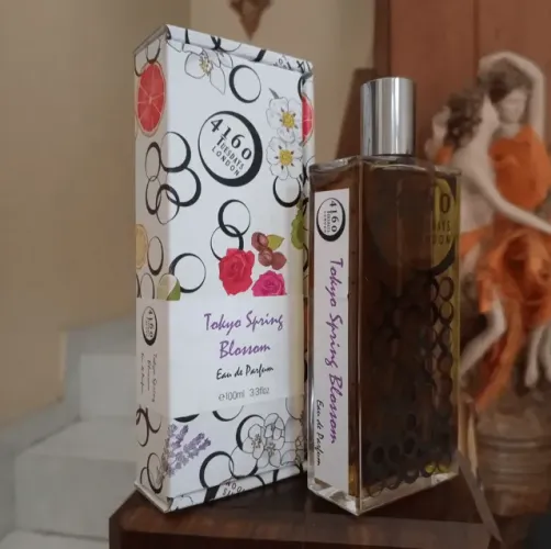 perfume nicho 4160 tuesdays tokyo spring blossom 100ml