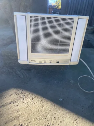 Ar condicionado de janela