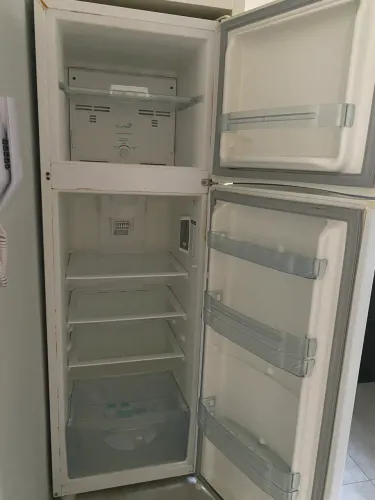 Geladeira + Máquina lavar + Coifa + Forno elétrico 