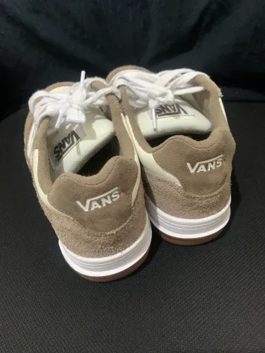 Tênis vans upland