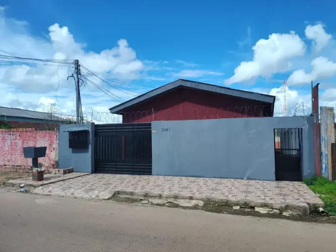 Excelente casa próximo ao Shopping