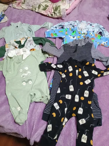 Lotinho de  roupas e sapato menino 0-3 meses 