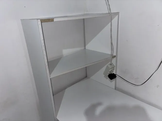 Mesa de estudos, trabalho, etc...