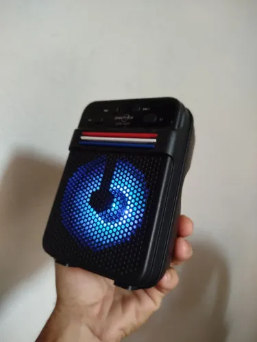 Moni caixa de USB e bluetooth