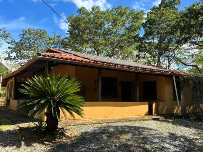 Sítio à venda nas margens do Rio Abaeté